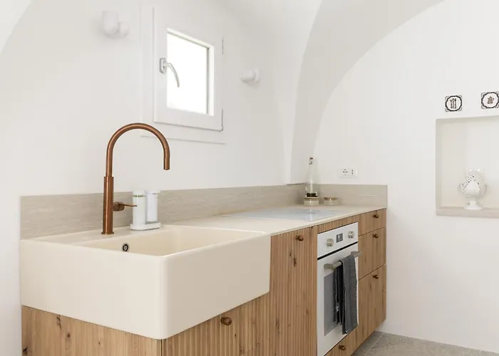 Terrazza Costa - The Fab Stay דירה אוסטוני